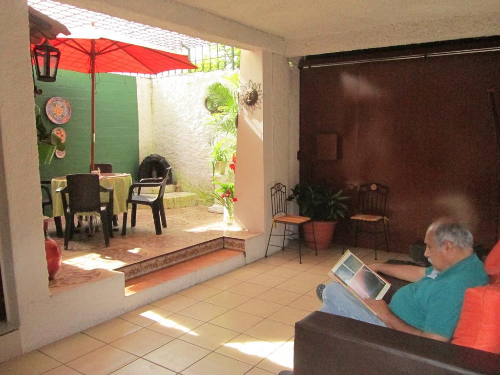 Hotel San Mateo Сан-Сальвадор Номер фото